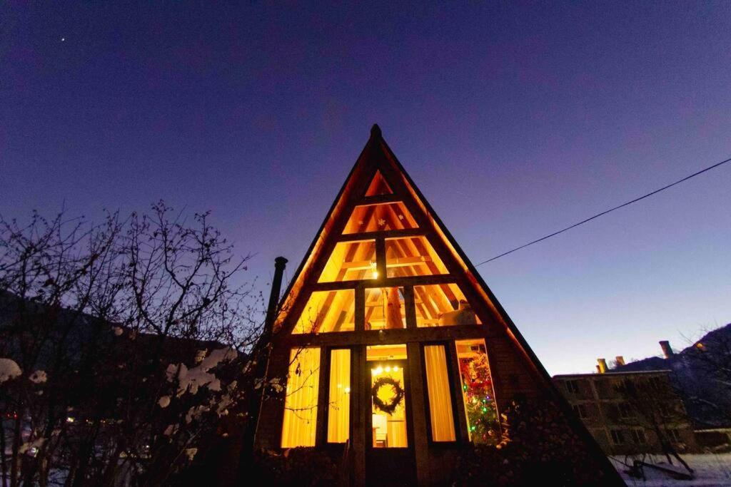 A-Frame Mestia Buitenkant foto
