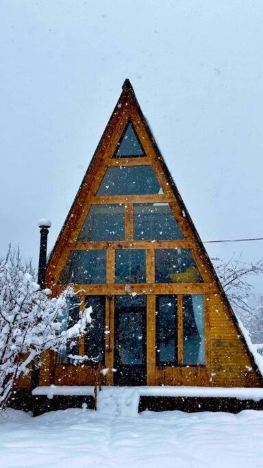 A-Frame Mestia Buitenkant foto