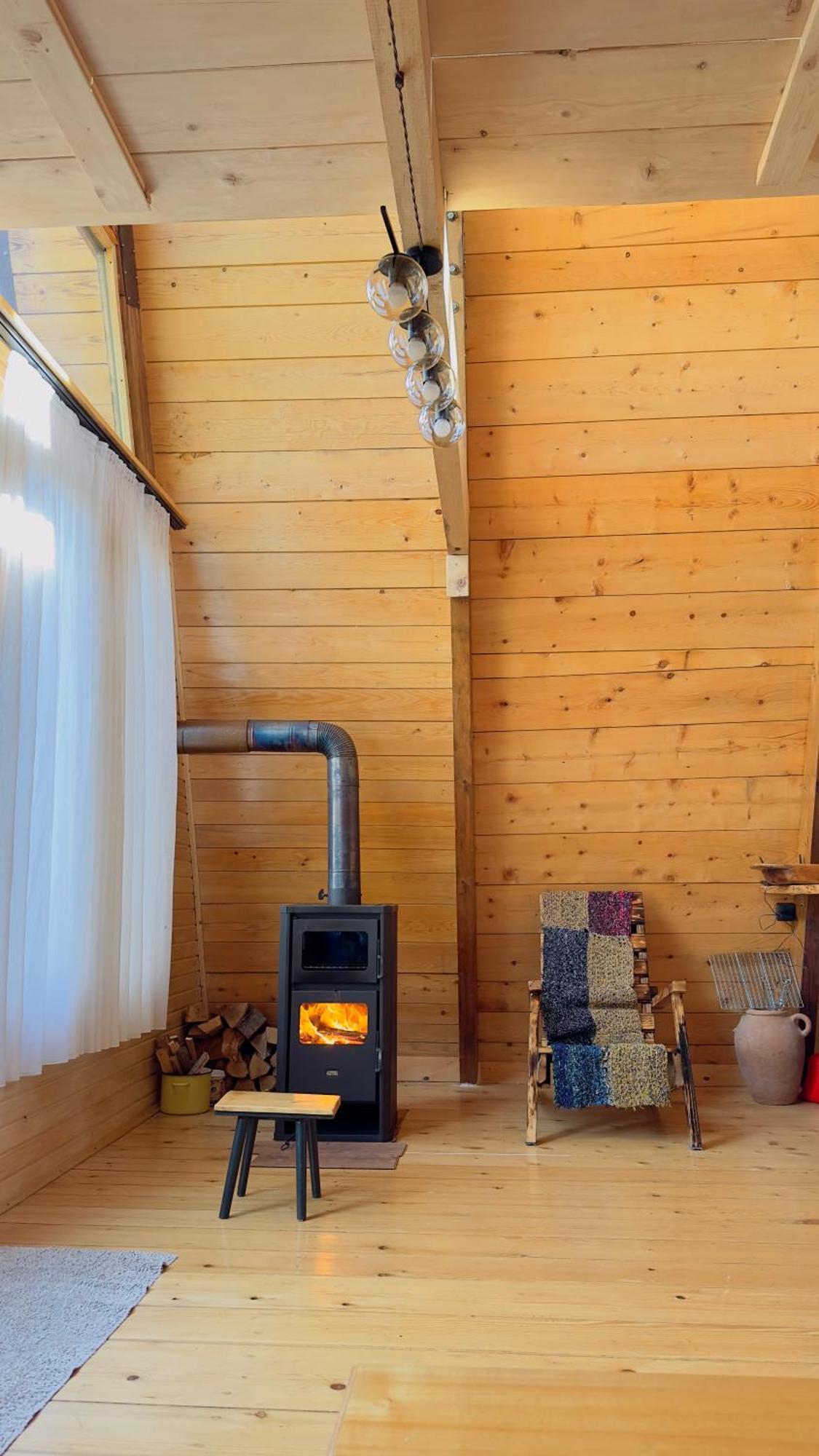 A-Frame Mestia Buitenkant foto