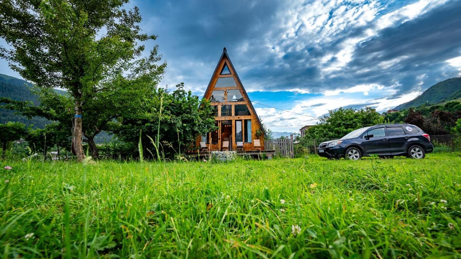 A-Frame Mestia Buitenkant foto