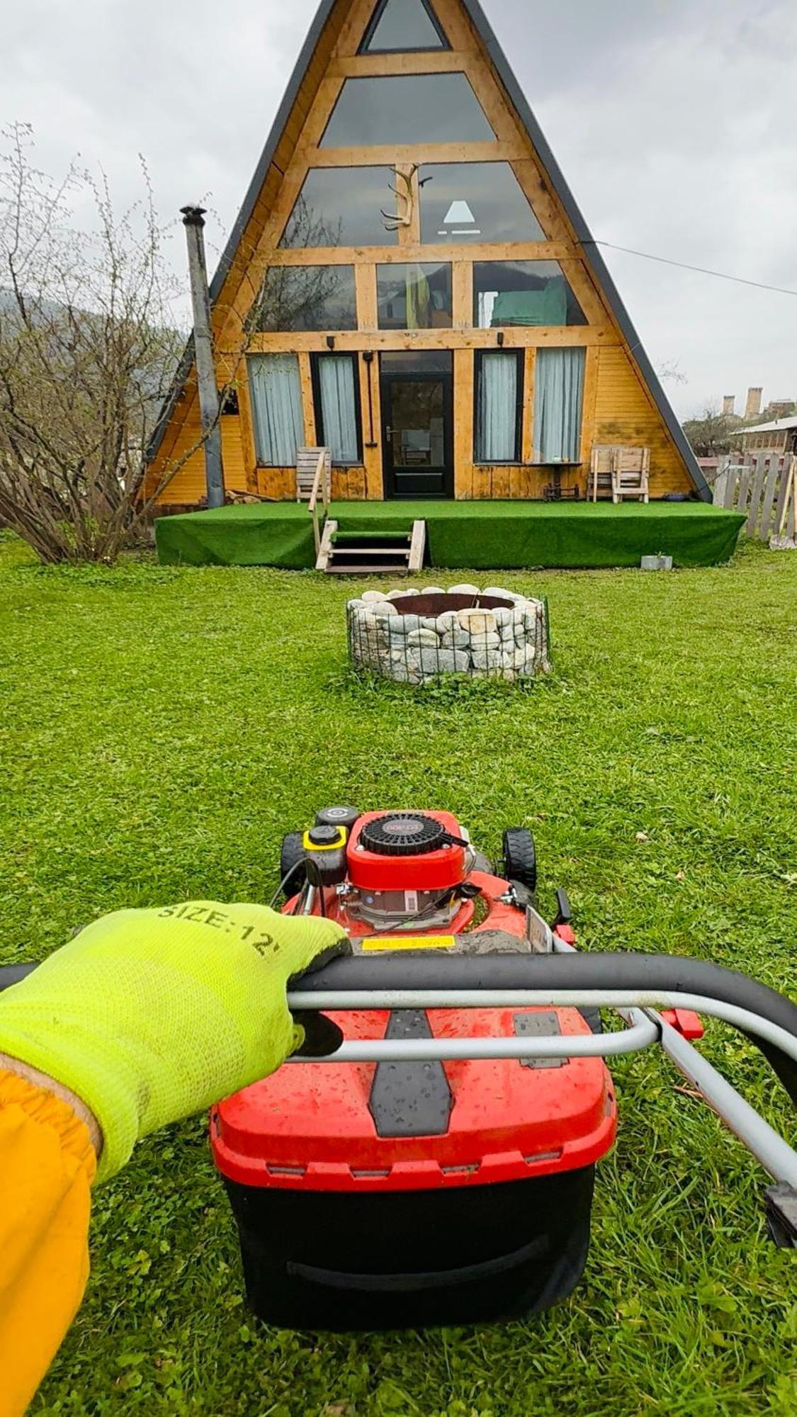 A-Frame Mestia Buitenkant foto